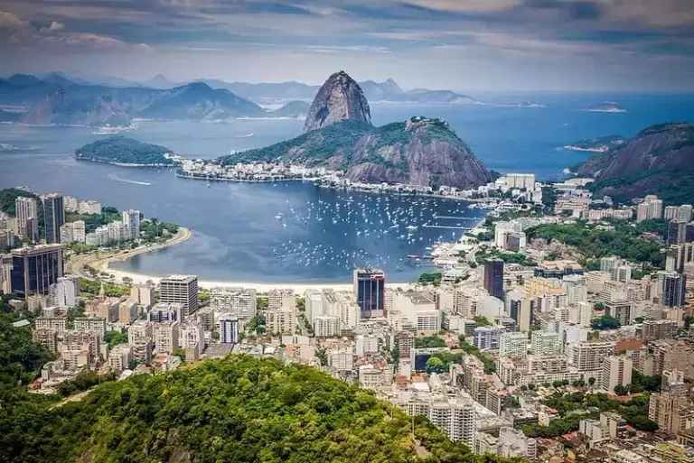 7 Most Famous Natural Wonders Of The World 6