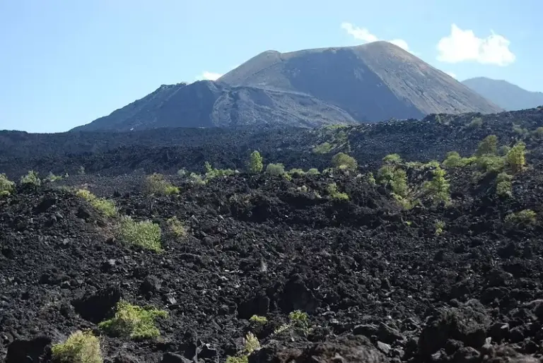 7 Most Famous Natural Wonders Of The World 7