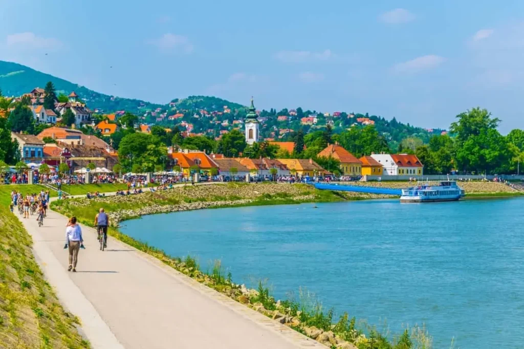 Famous Tourist Destinations In Hungary 8-1