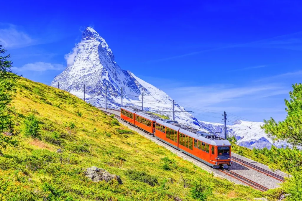 The Top Tourist Attractions In Switzerland 8-1