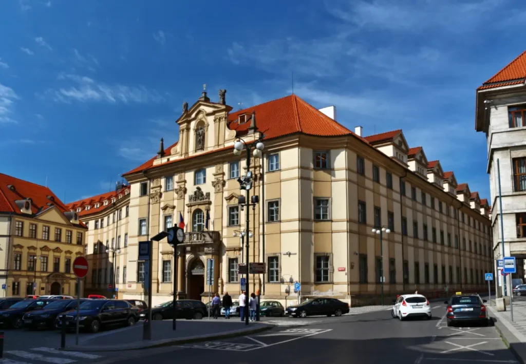 Tourist Destinations In The Czech Republic 1-6